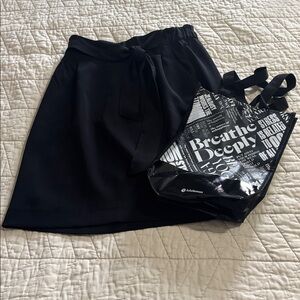 lululemon Black A-Line office-ready Athleisure Skirt Size 8